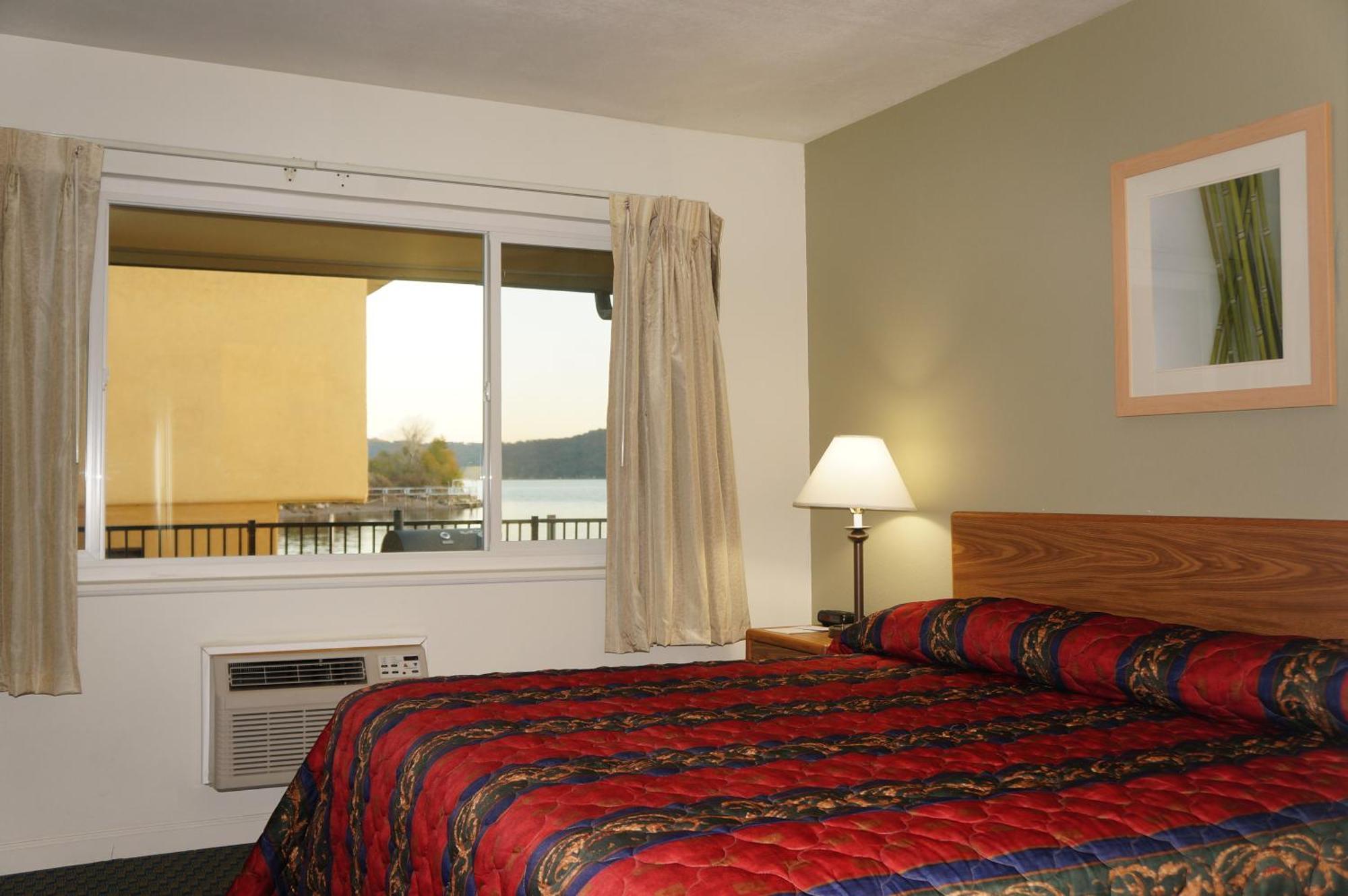 Lake Marina Inn Clearlake Oaks Pokoj fotografie